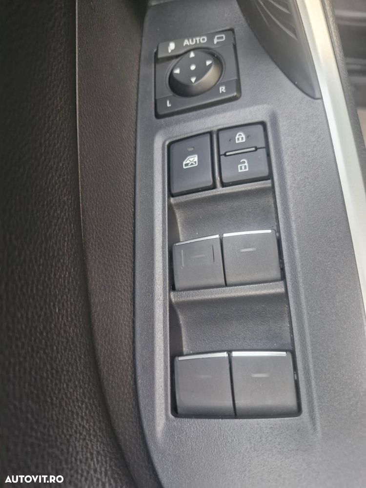 Toyota RAV4 2.5 Hybrid VVT-iE 4x4 Dynamic - 12