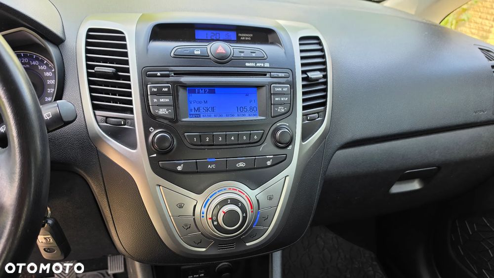 Hyundai ix20 1.4 blue Comfort - 17