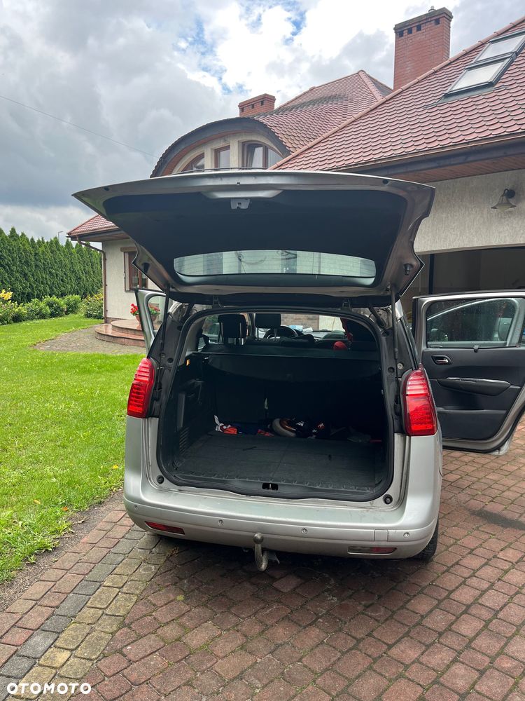 Peugeot 5008 - 3