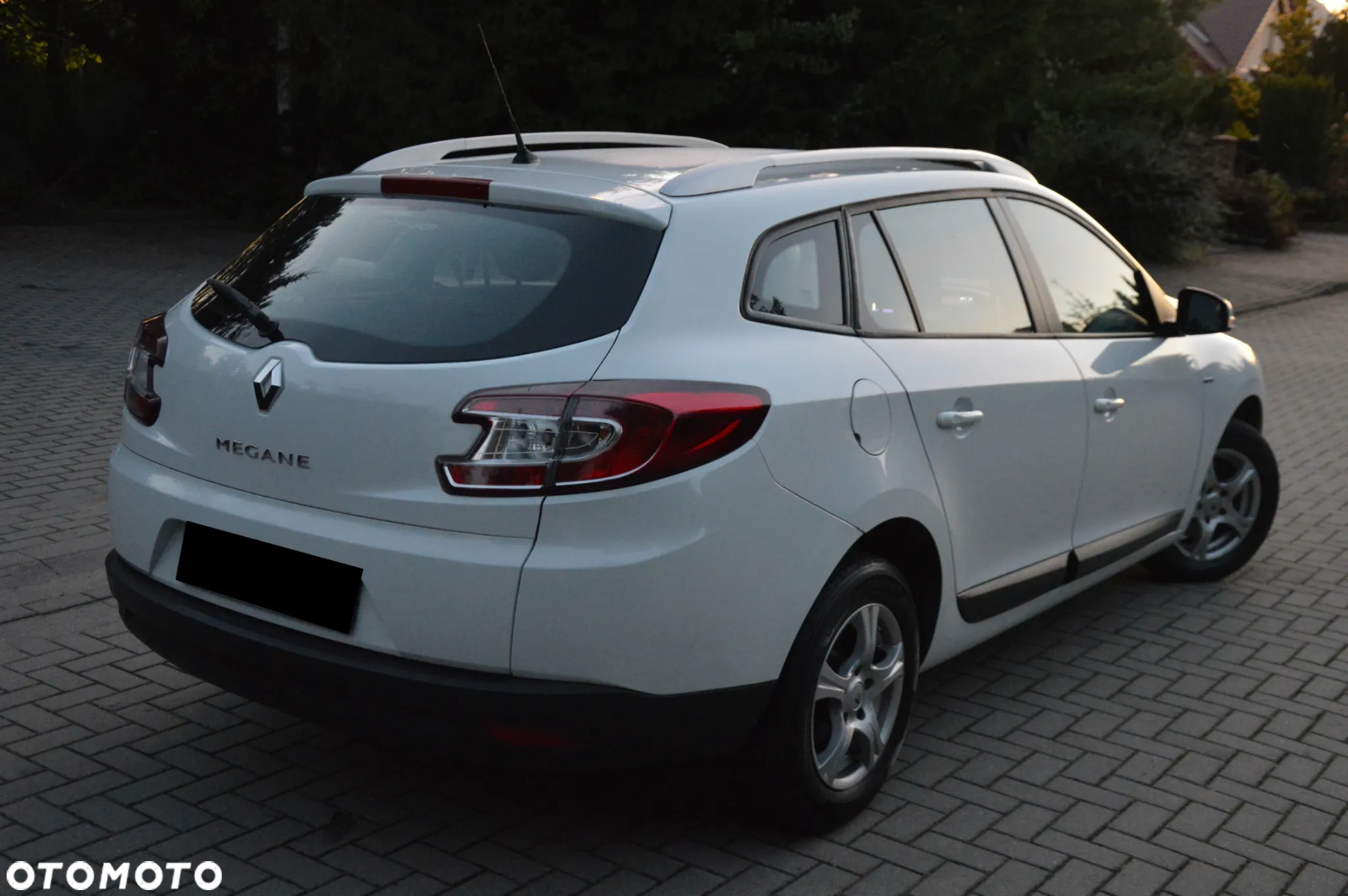 Renault Megane 1.6 16V 110 Authentique - 3