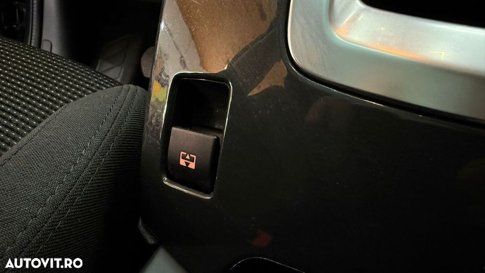 Peugeot 5008 1.6 THP Active - 22