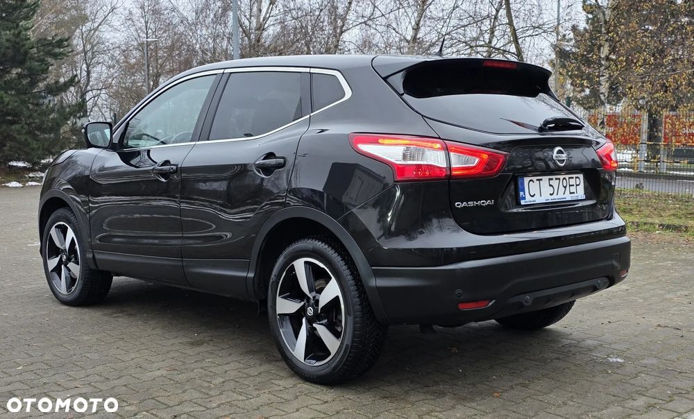 Nissan Qashqai 1.2 DIG-T 360 - 1