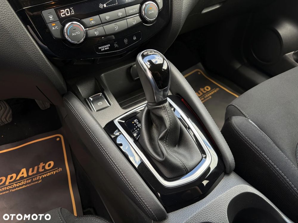 Nissan Qashqai 1.3 DIG-T DCT N-CONNECTA - 31