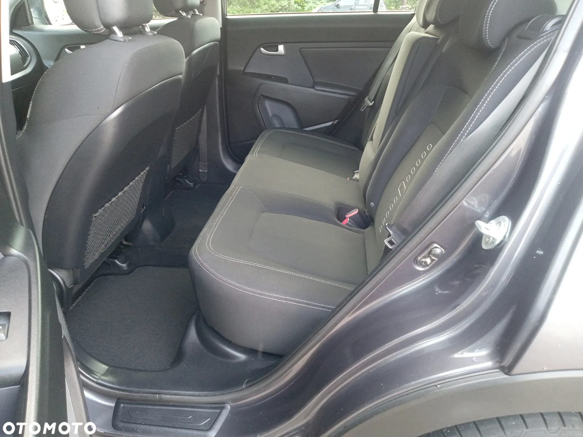Kia Sportage 1.6 GDI 2WD Dream-Team Edition - 36