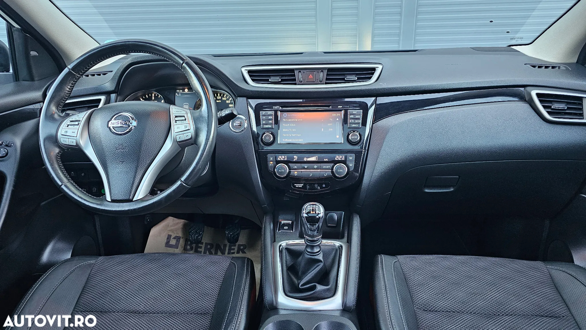 Nissan Qashqai 1.6 DCI 4 x 4 DPF Start/Stop tekna - 9