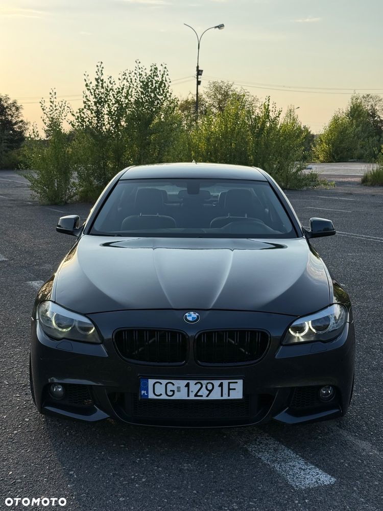 BMW Seria 5 525d - 2