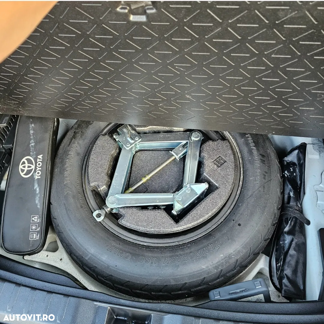 Toyota RAV4 2.5 4x2 Hybrid Comfort - 24