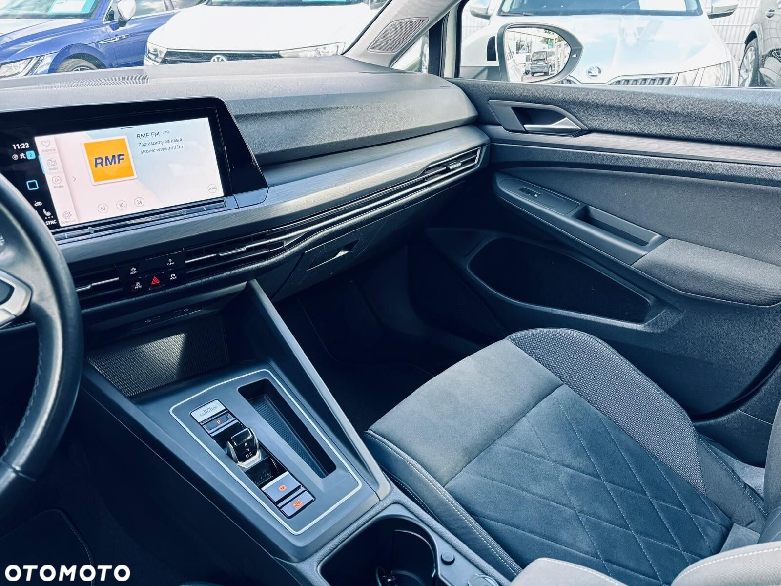 Volkswagen Golf - 23