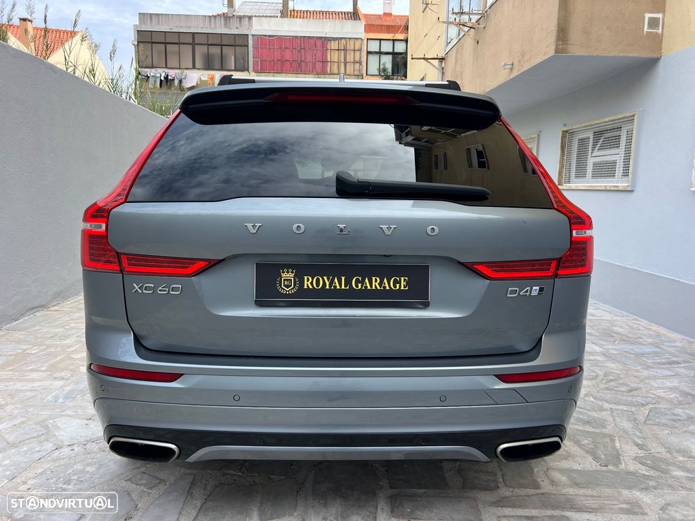 Volvo XC 60 2.0 D4 R-Design AWD Geartronic - 57