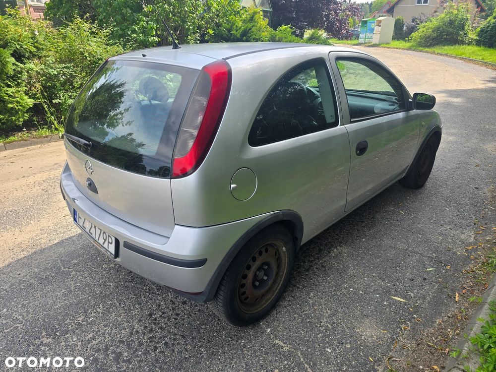 Opel Corsa - 4