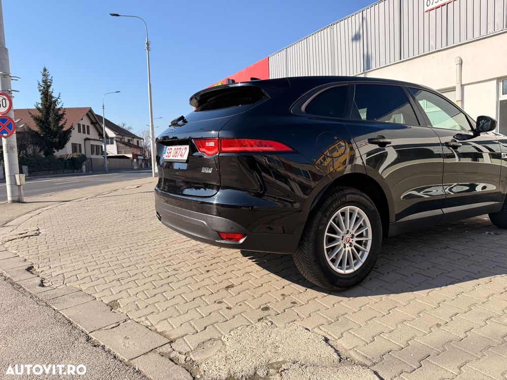 Jaguar F-Pace 20d AWD Aut. Pure - 4
