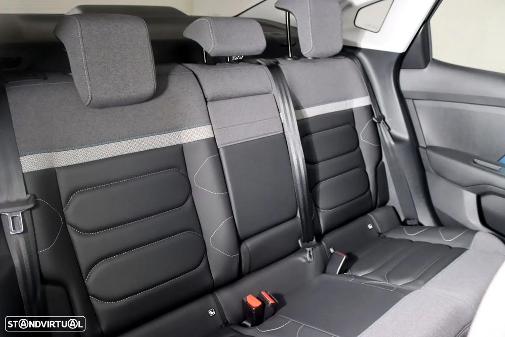 Citroën e-C4 X 50 kWh Shine - 32