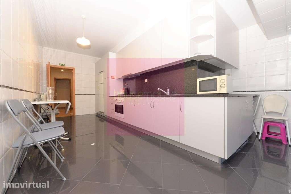 Apartamento T 2 Mobilado - Grande imagem: 4/12