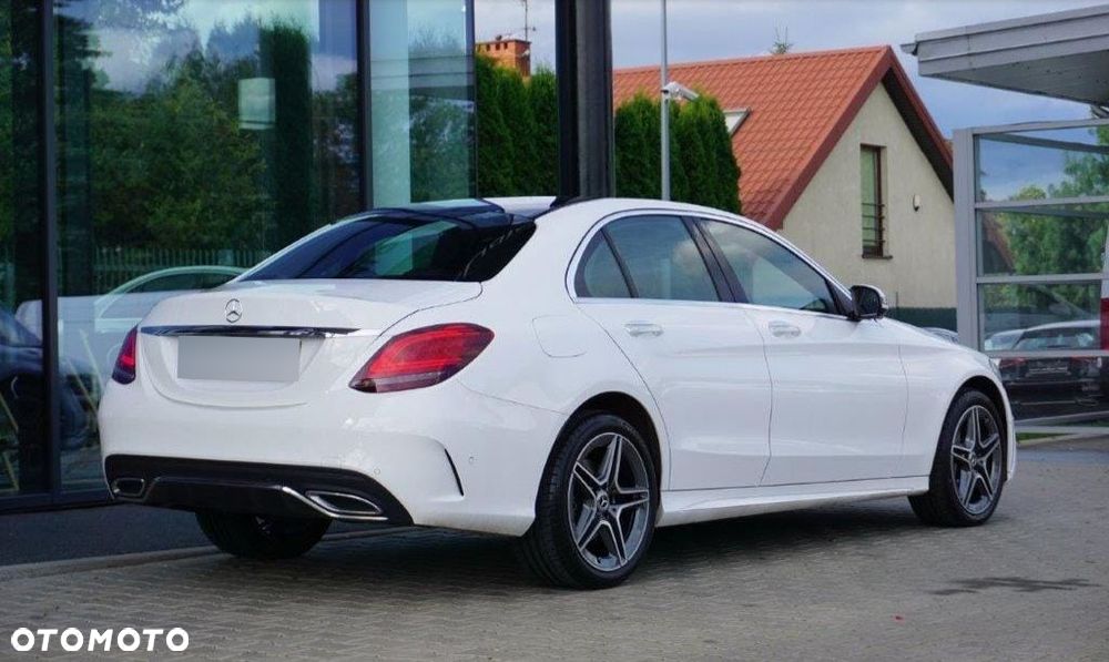 Mercedes-Benz Klasa C 220 d 4MATIC 9G-TRONIC - 3