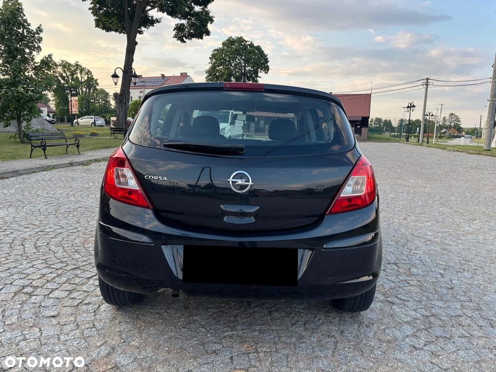 Opel Corsa 1.2 16V Cosmo - 16