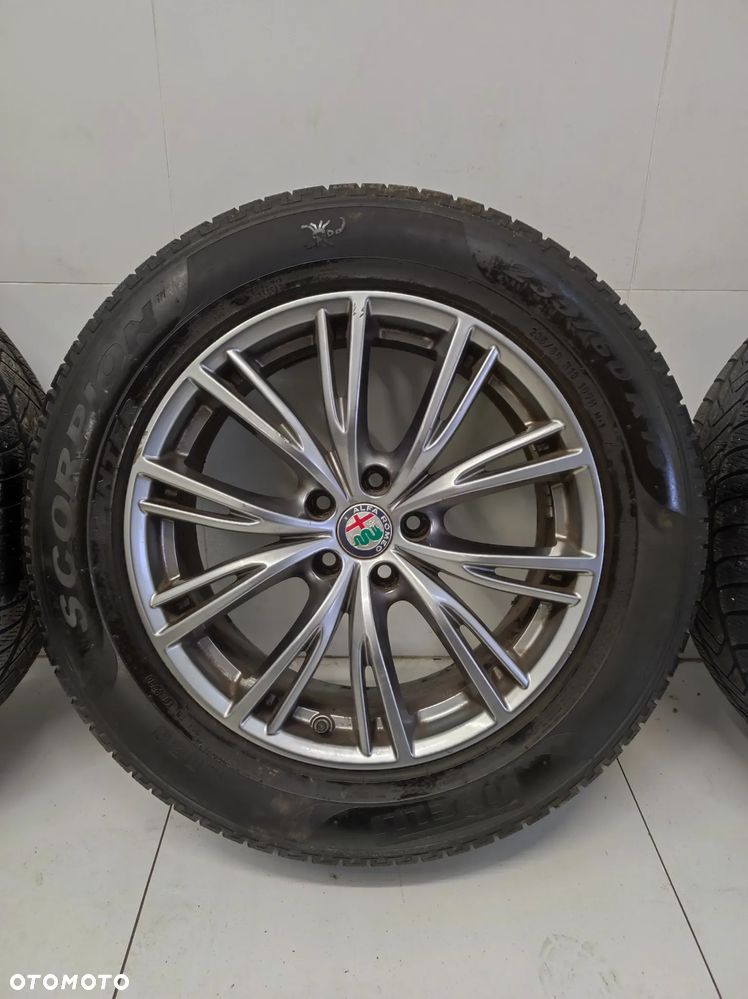 Koła zimowe alusy felgi aluminiowe R18 Alfa Romeo Stelvio - 4