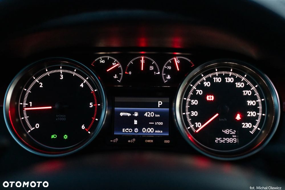 Peugeot 508 RXH BlueHDi 180 EAT6 Stop&Start - 30