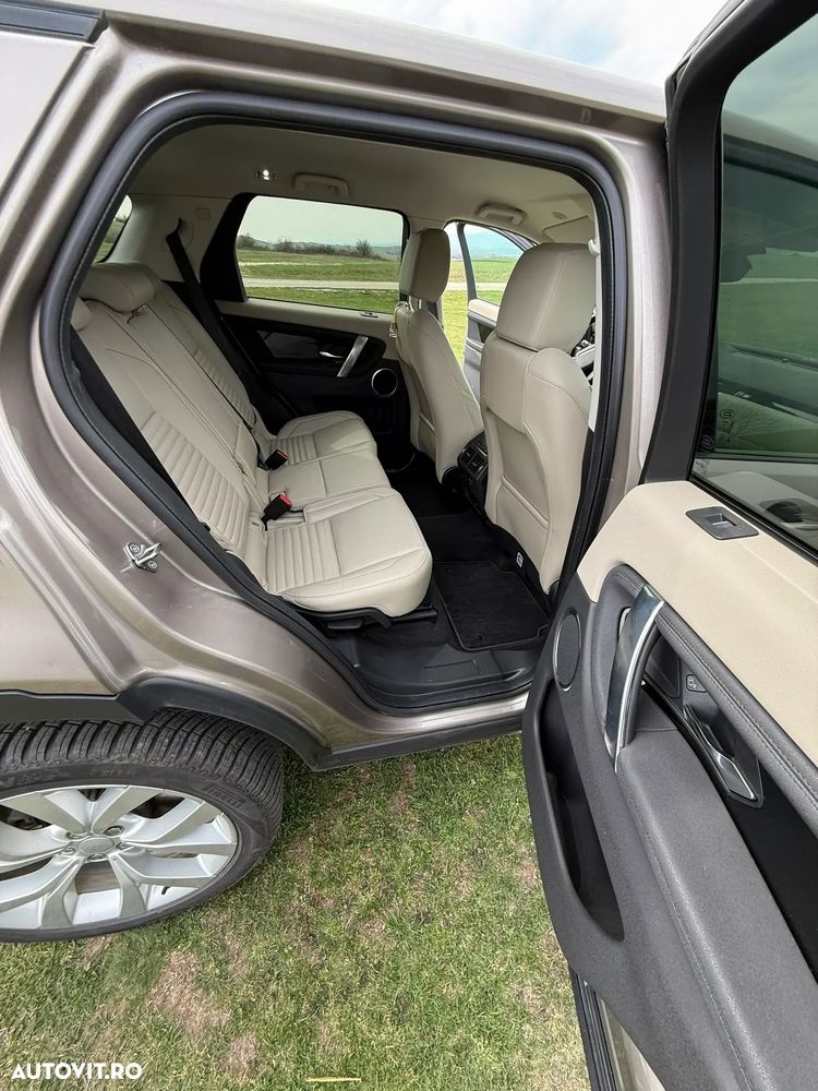 Land Rover Discovery Sport - 16