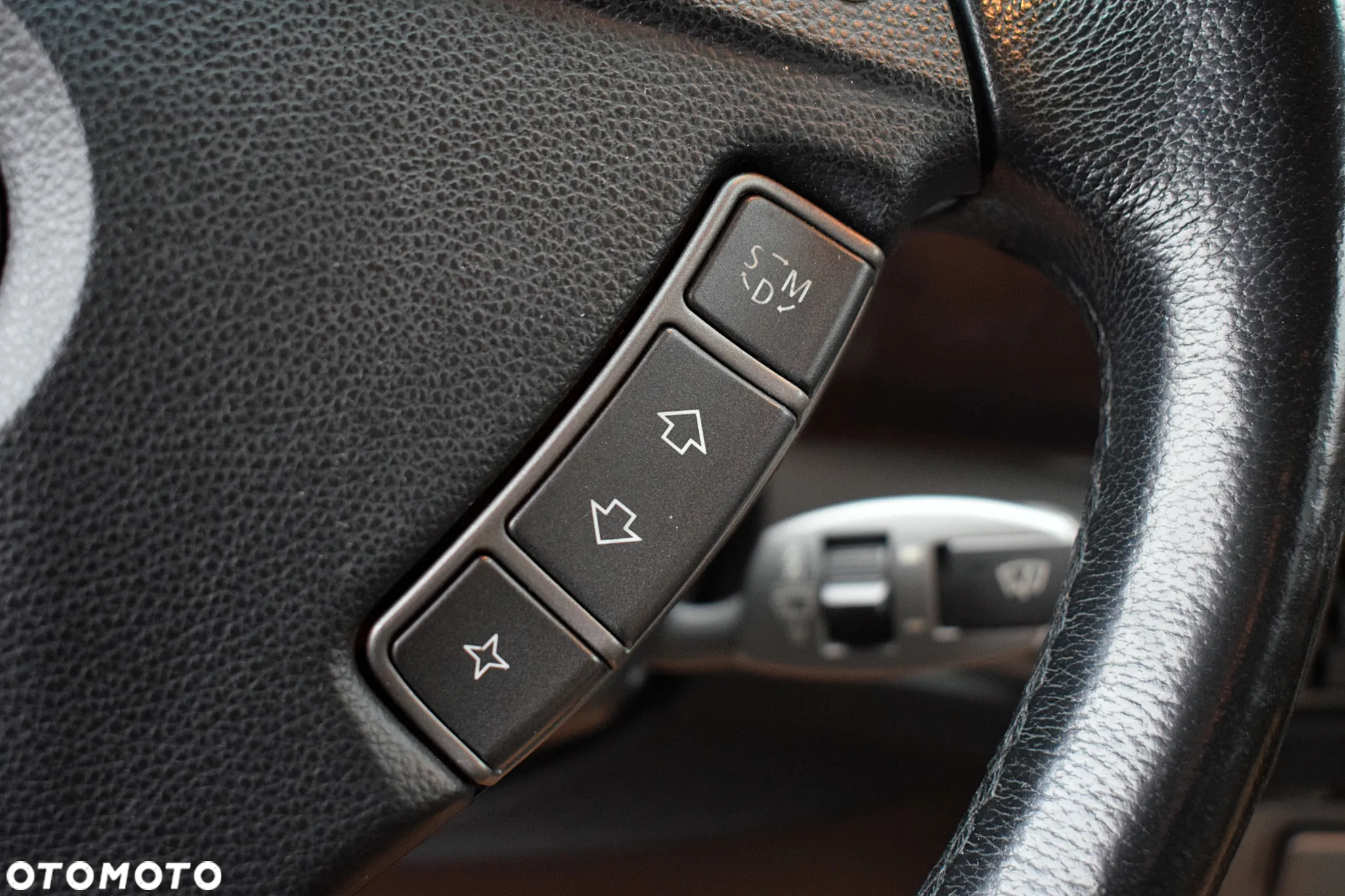 BMW Seria 7 745d - 18