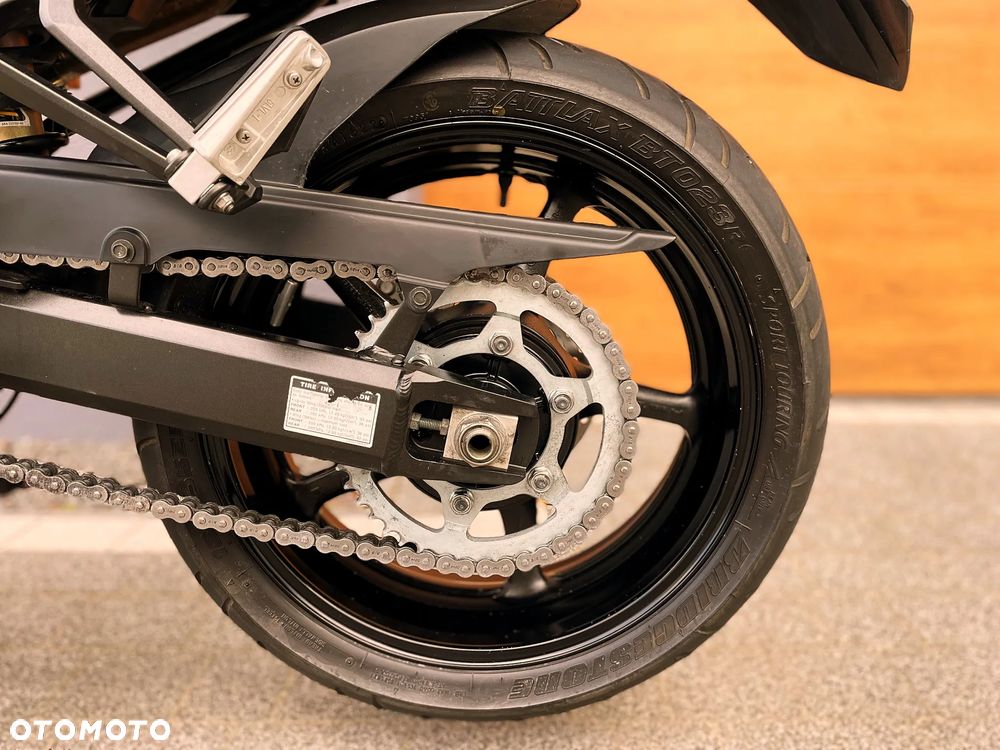 Yamaha FZ6 - 12
