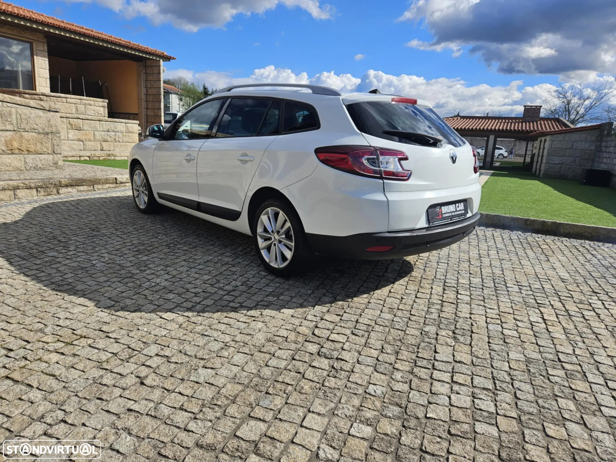 Renault Mégane Sport Tourer 1.5 dCi Dynamique - 4
