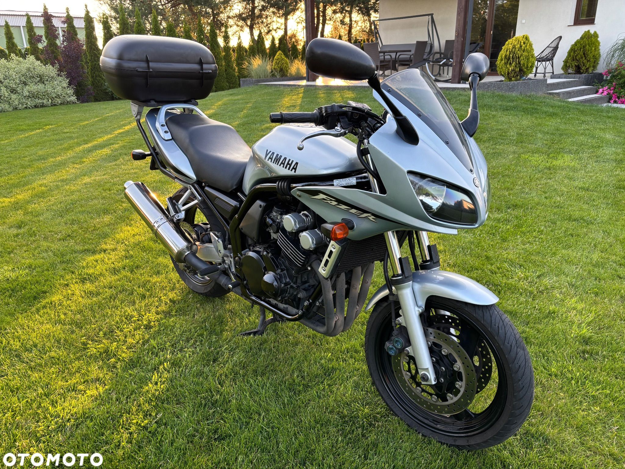 Yamaha FZS - 1