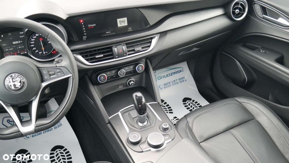 Alfa Romeo Stelvio - 20