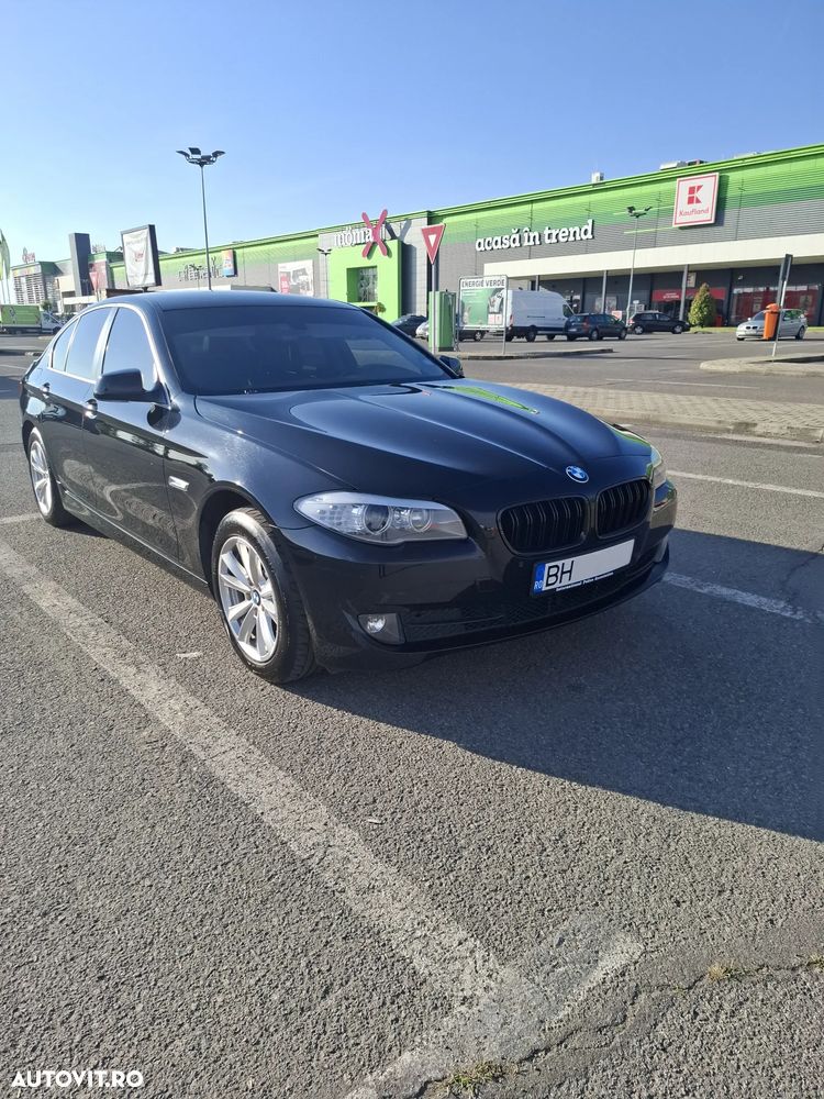 BMW Seria 5 520d Efficient Dynamics Edition - 1