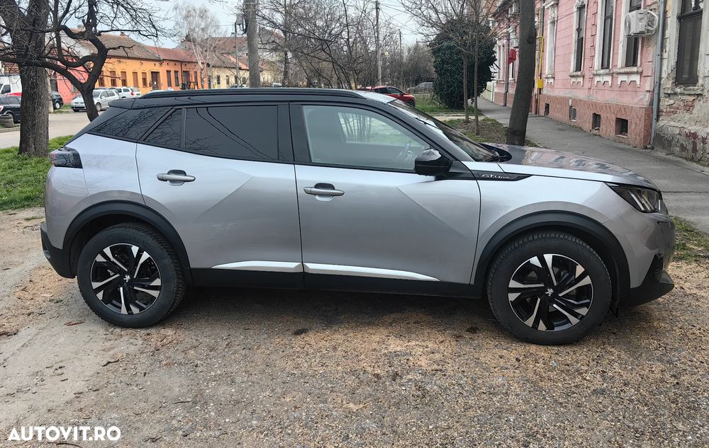 Peugeot 2008 PureTech 130 EAT8 GT - 7