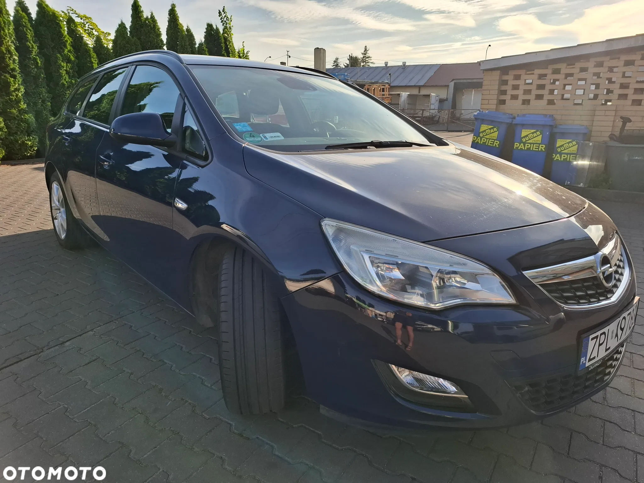 Opel Astra 1.4 Turbo Sports Tourer - 2