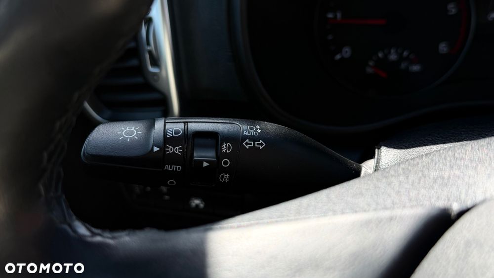 Kia Sportage 1.7 CRDI 2WD Dream-Team Edition - 29