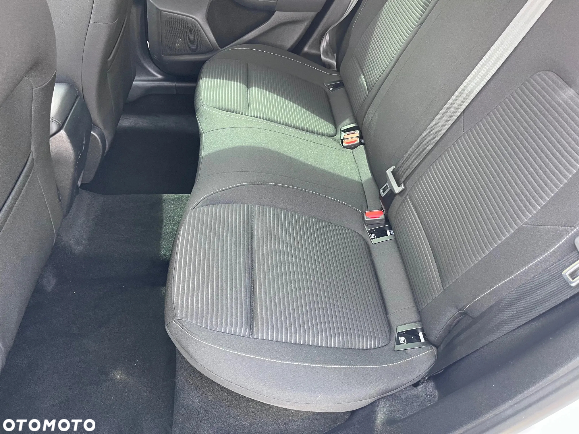 Ford Focus 1.5 EcoBlue Start-Stopp-System TITANIUM EDITION - 25
