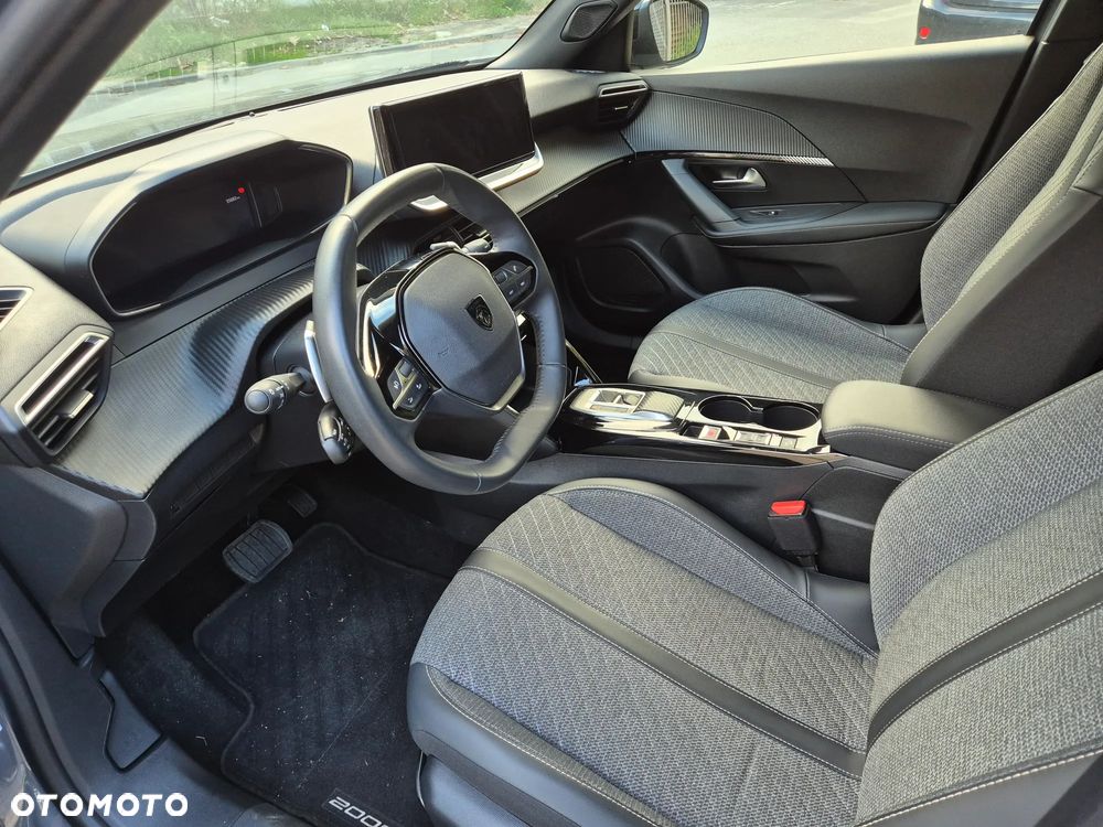 Peugeot 2008 PureTech 130 EAT8 Allure Pack - 7