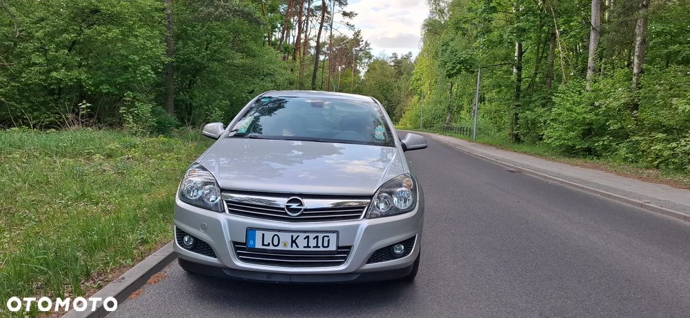 Opel Astra 1.8 Edition 111 Jahre - 18