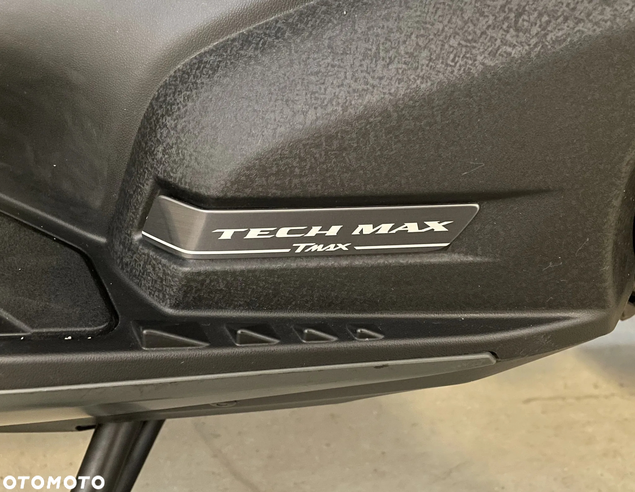 Yamaha Tmax - 12