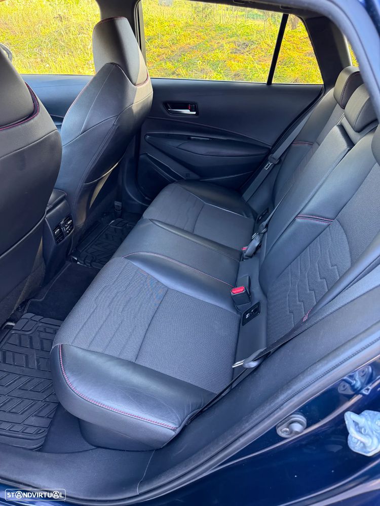 Toyota Corolla Touring Sports 1.8 Hybrid Comfort+P.Sport - 6