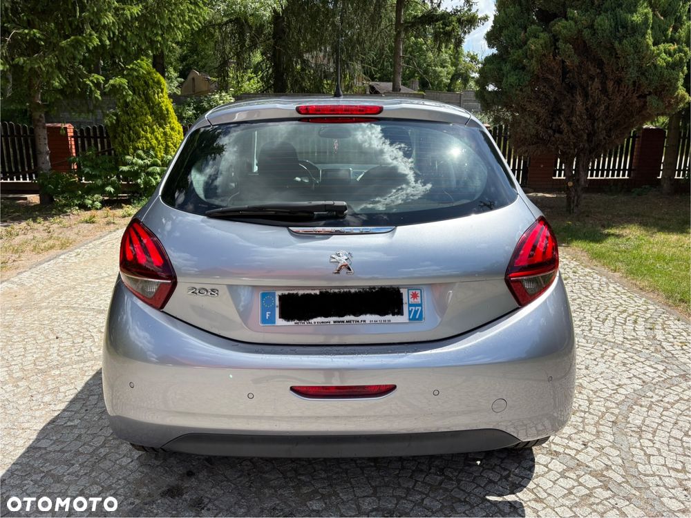 Peugeot 208 PureTech 82 Stop & Start Signature - 4