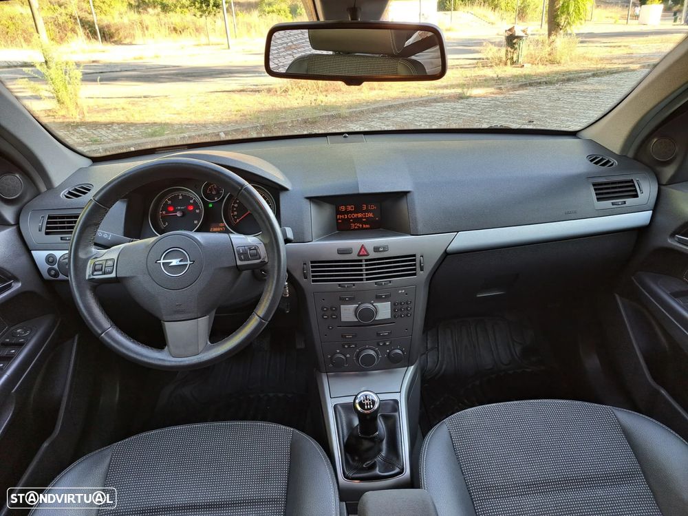 Opel Astra Caravan 1.7 CDTi Cosmo M6 - 4