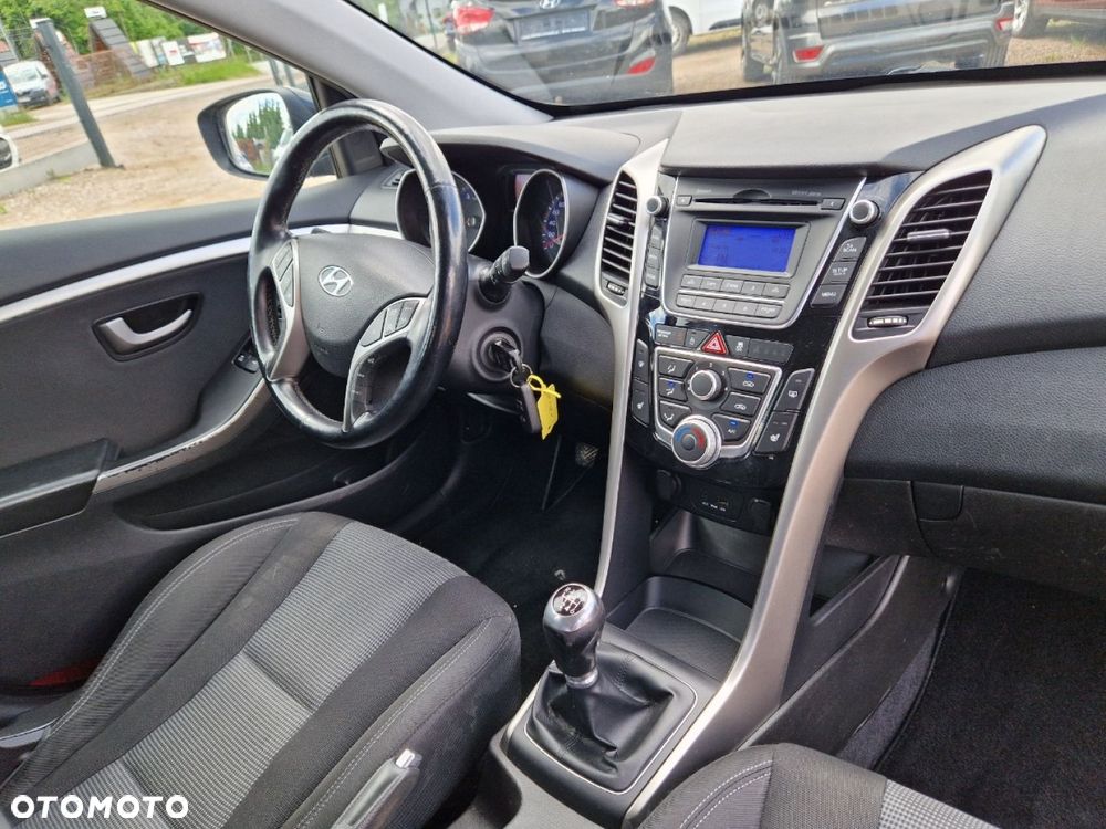 Hyundai i30 1.6 GDI Style - 21