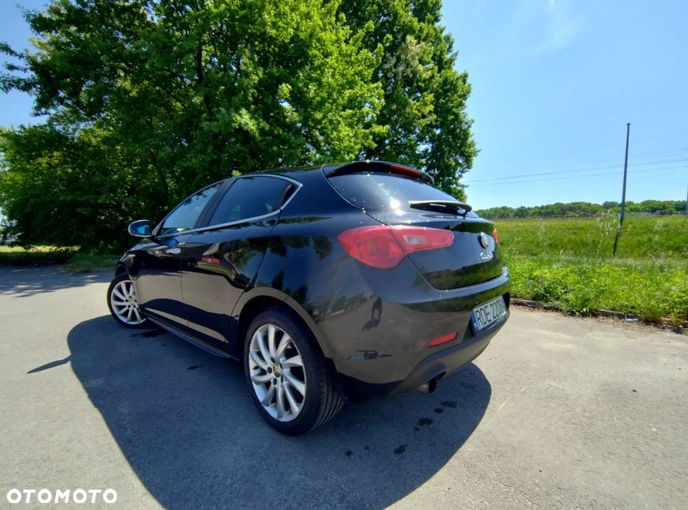 Alfa Romeo Giulietta - 10