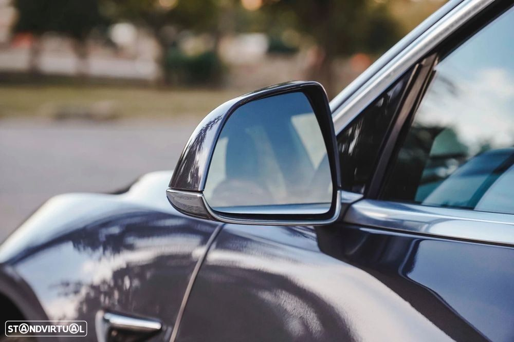 Tesla Model 3 Standard RWD Plus - 36