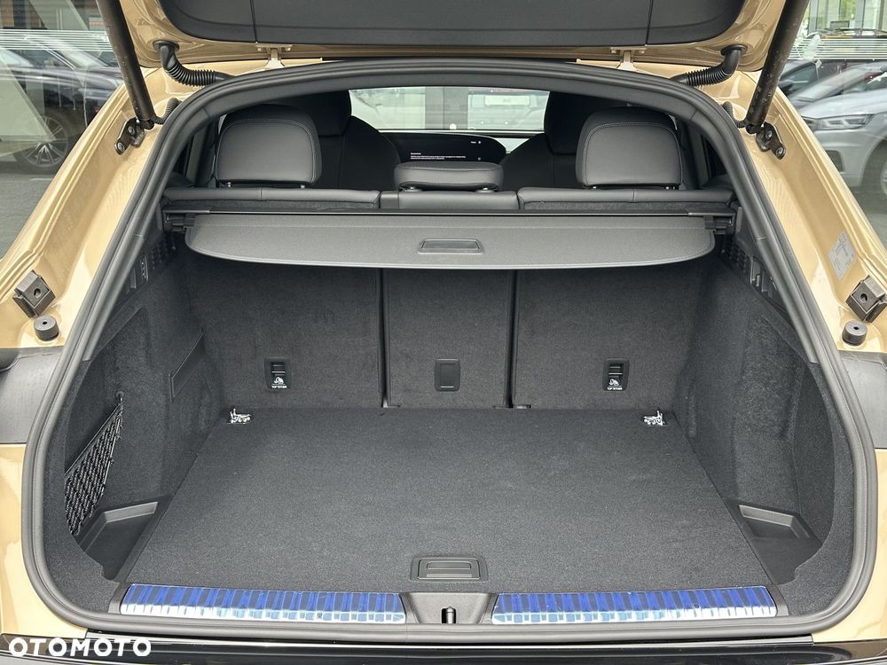 Audi Q5 Sportback - 9