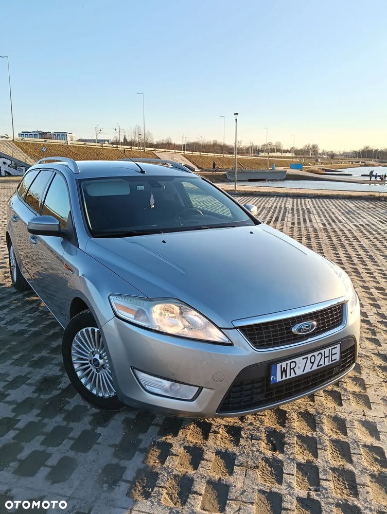 Ford Mondeo 2.0 Ghia - 2