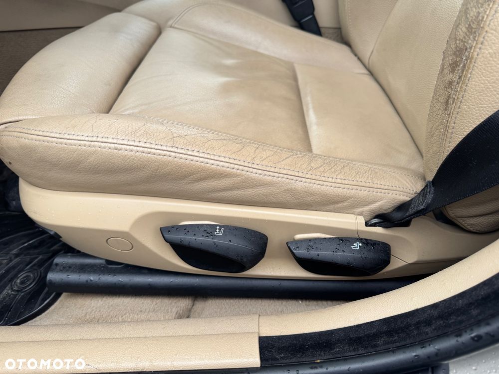 BMW Seria 3 320i Edition Sport - 13