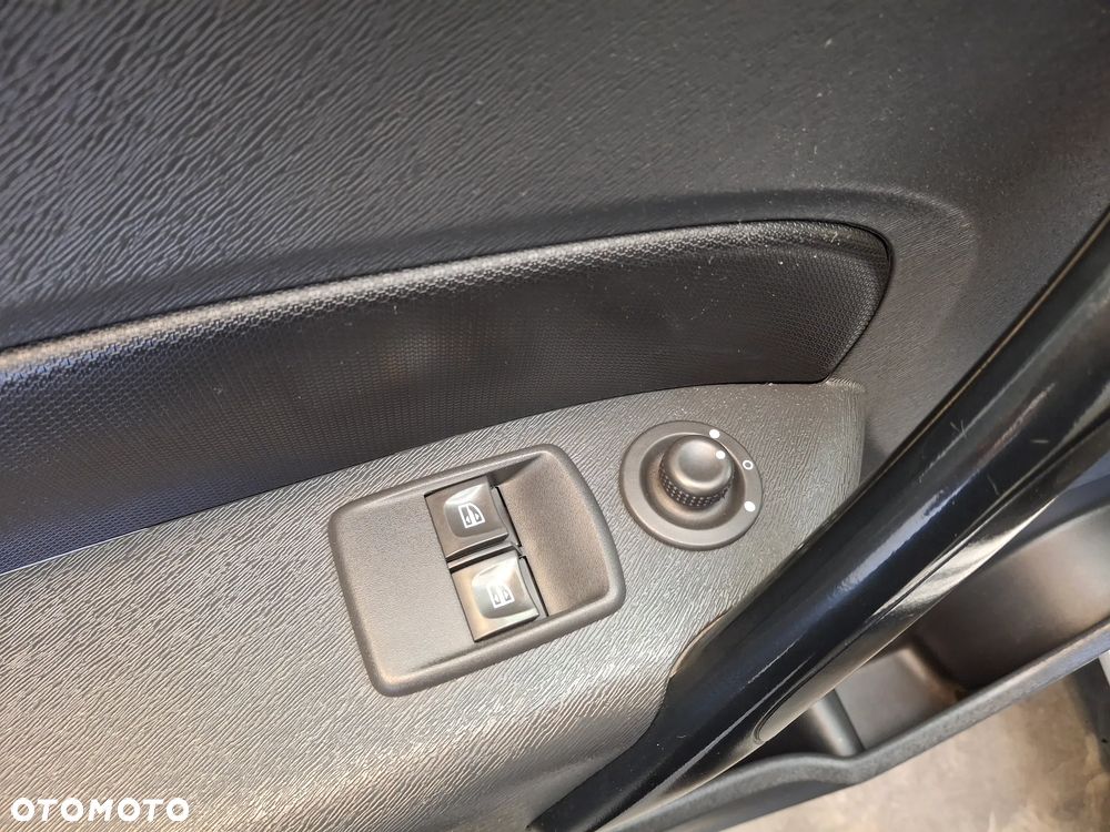 Renault Kangoo 2017 Rok Wersja LIFT Bagażnik Dachowy Hak Klimatyzacja Centralny Zamek Elektryczne Szyby Elektryczne Lusterka - 19