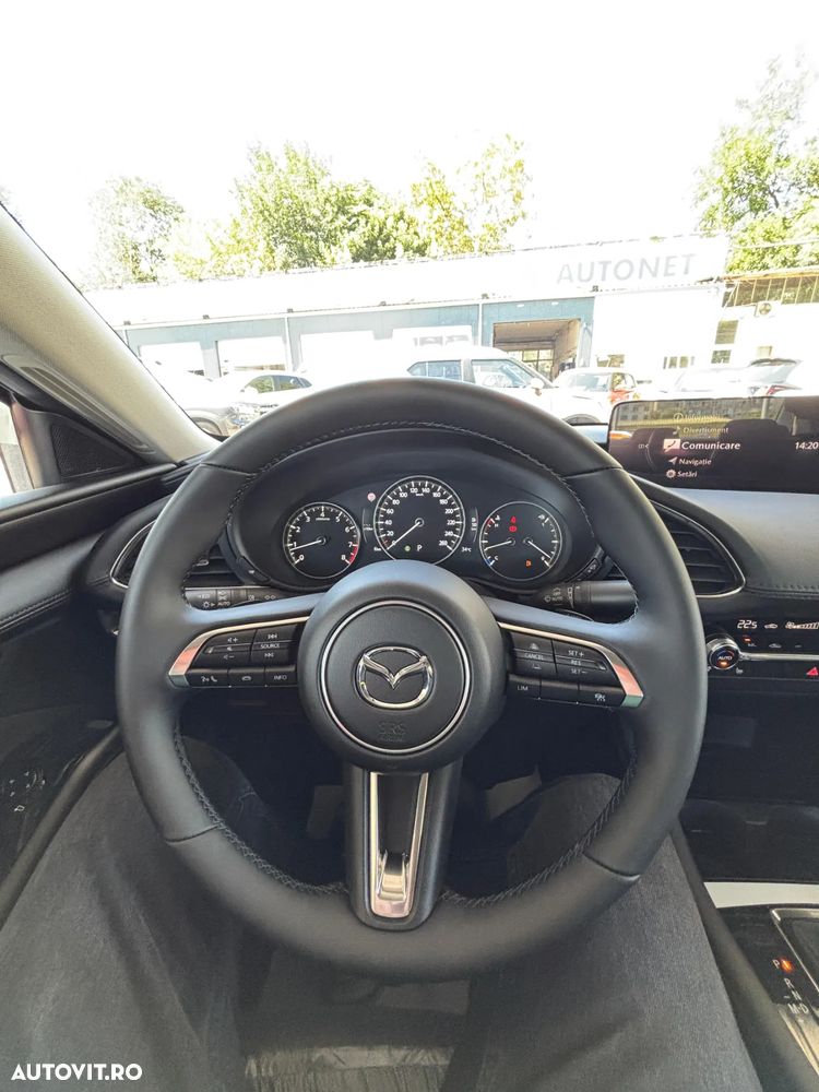 Mazda 3 e-Skyactiv X186 AT MHEV Center-Line - 19