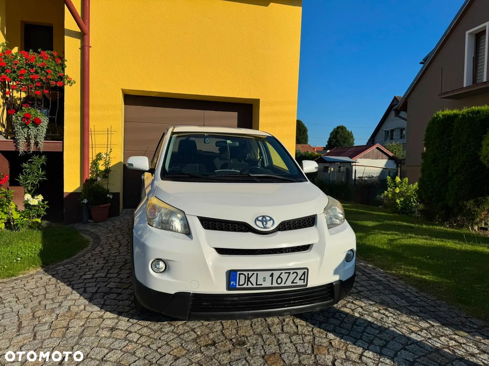Toyota Urban Cruiser 1.4 D-4D Sol 4x4 - 2
