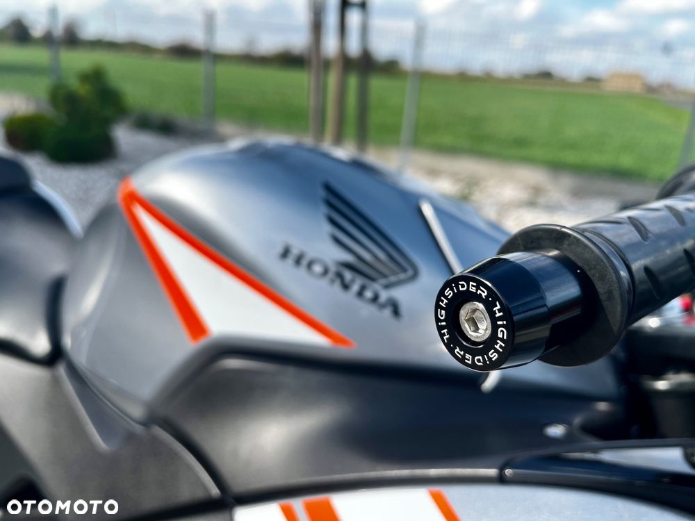 Honda CBR - 15