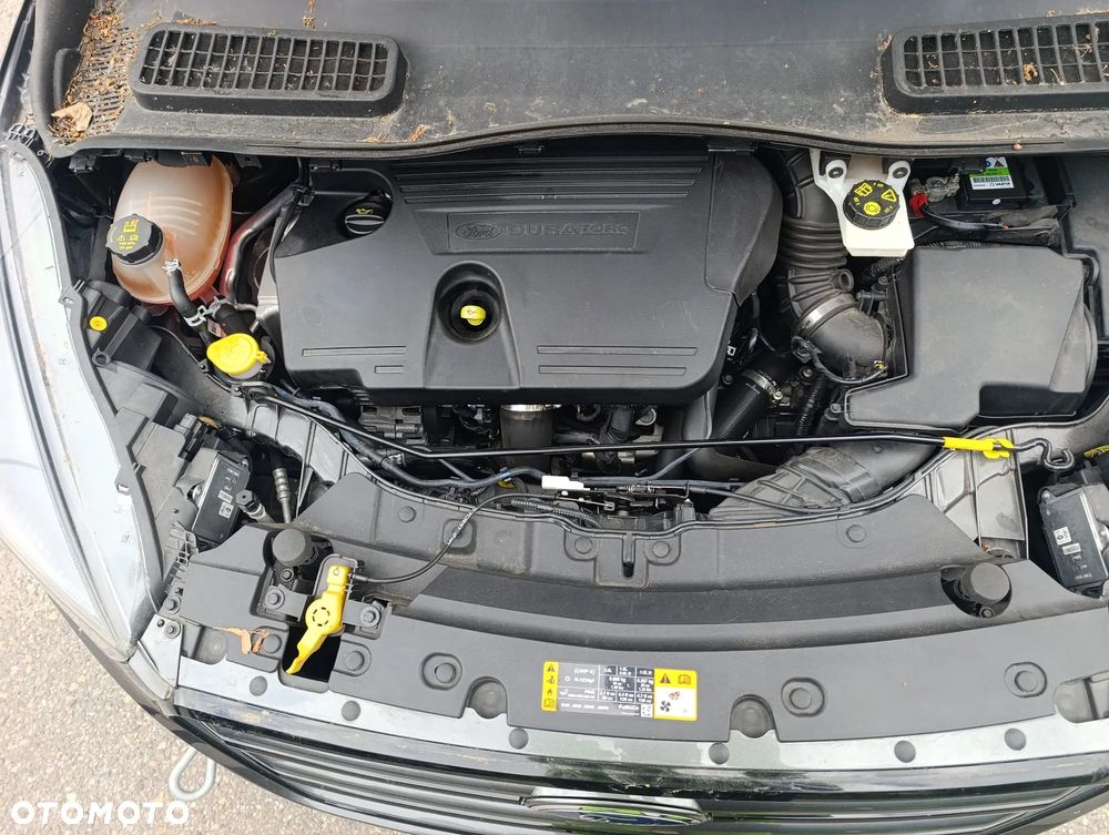 Ford Kuga 2.0 TDCi 4x4 ST-Line - 10