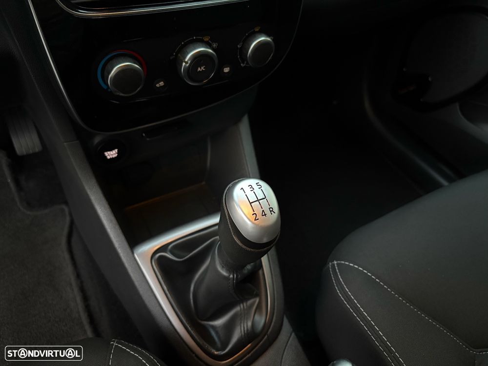 Renault Clio 1.5 dCi Limited EDition - 28